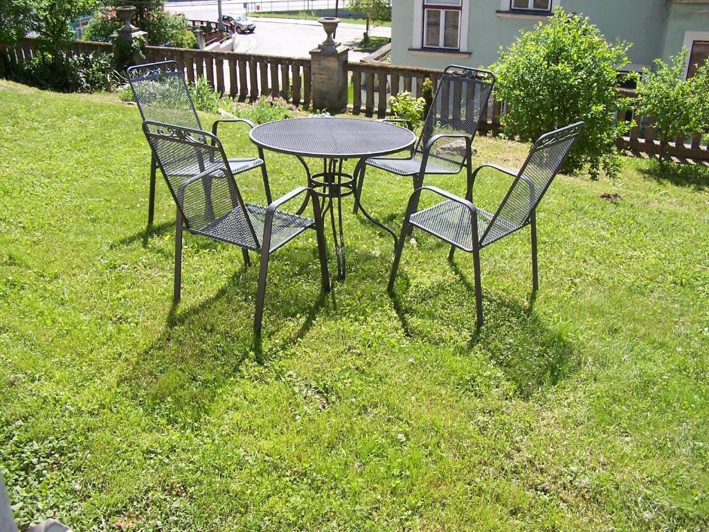 Penzion Jelen Vranov Nad Dyji Ruang foto